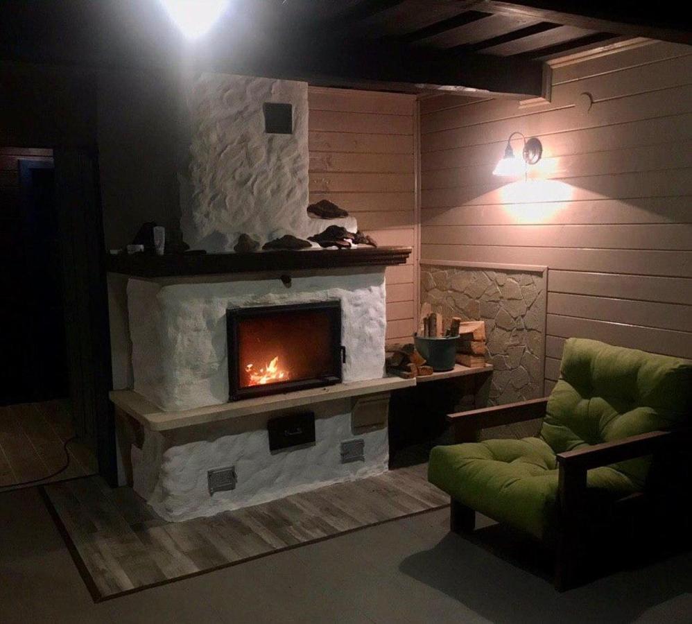 Садиба Остра Shcherbovets Ngoại thất bức ảnh