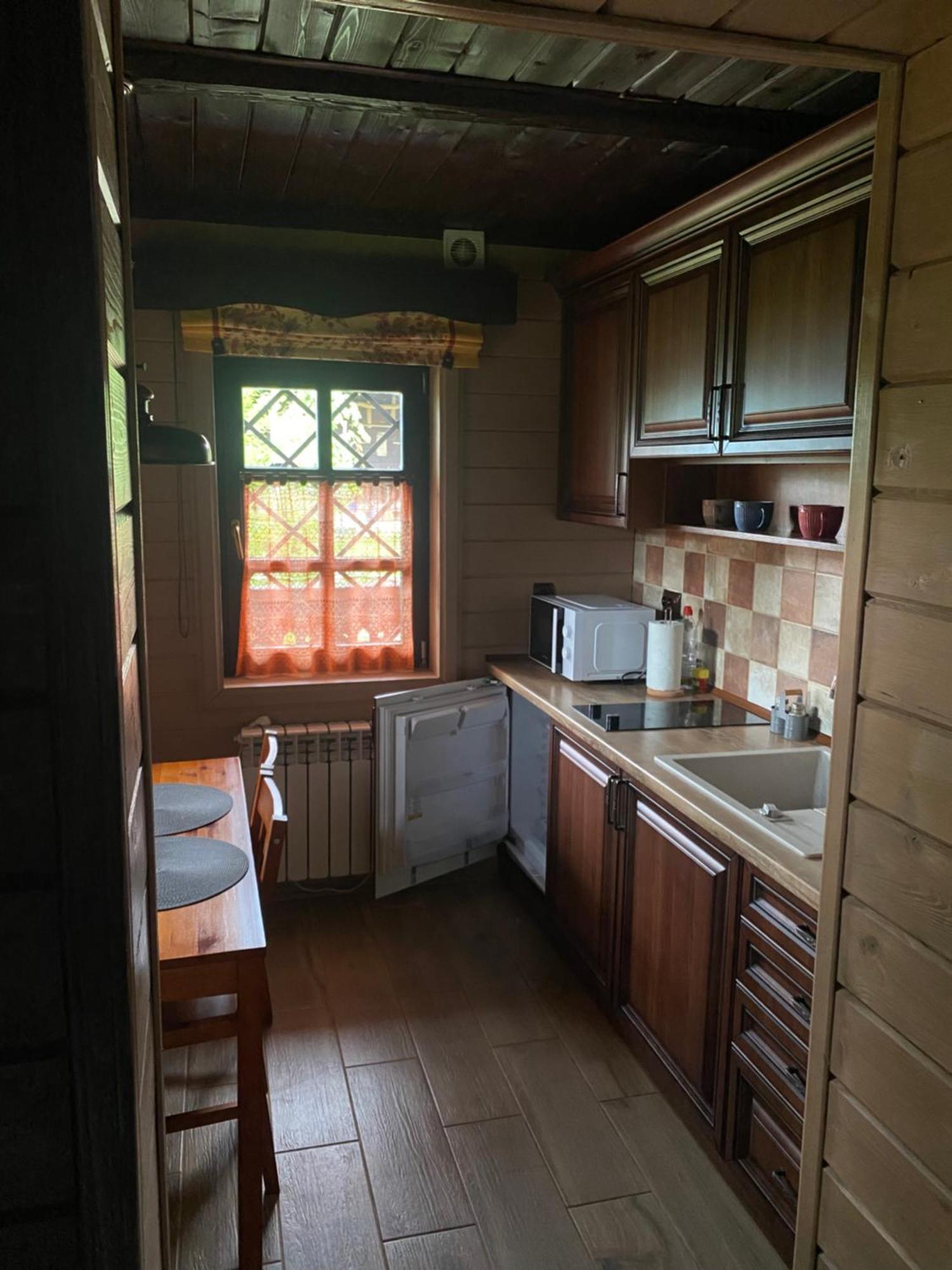 Садиба Остра Shcherbovets Ngoại thất bức ảnh